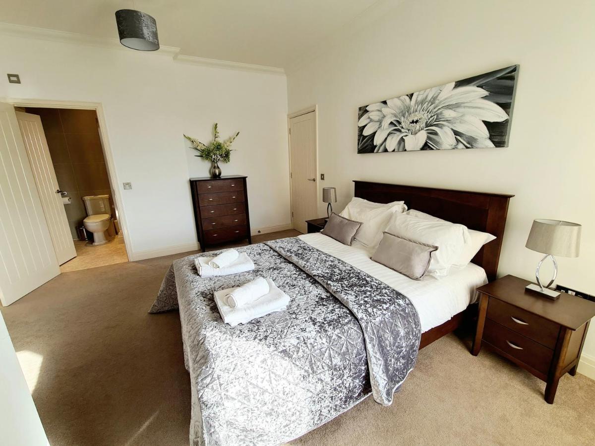 Vitamin Sea - Beachfront Apartment - Sleeps 4 Ramsgate Bagian luar foto