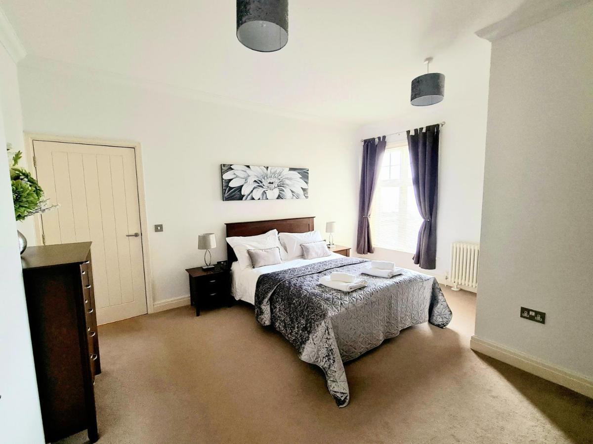 Vitamin Sea - Beachfront Apartment - Sleeps 4 Ramsgate Bagian luar foto